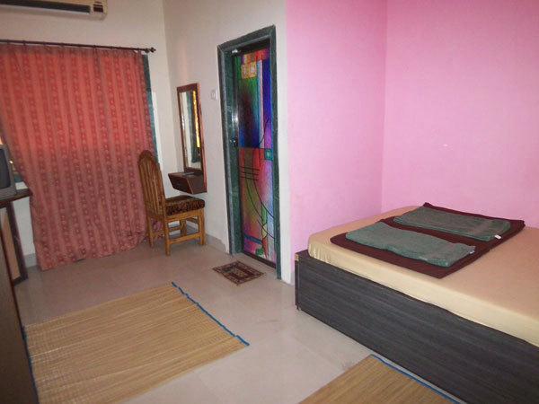 Down Hill Village Guest house 2*