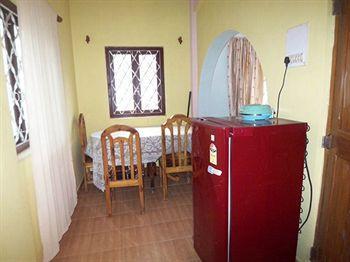 Down Hill Village Guest house